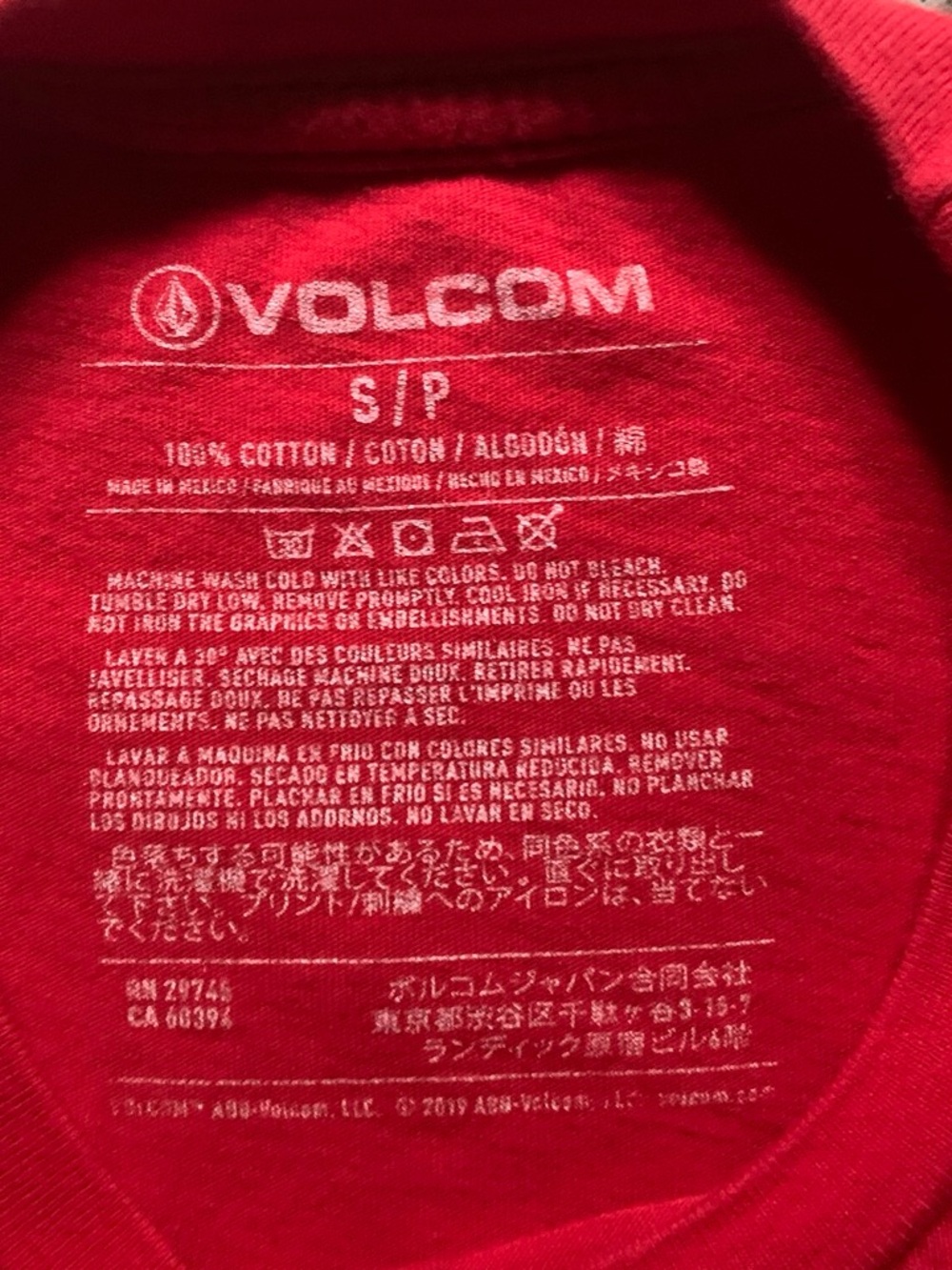 Red Volcom Shirt - Picture 2 of 2